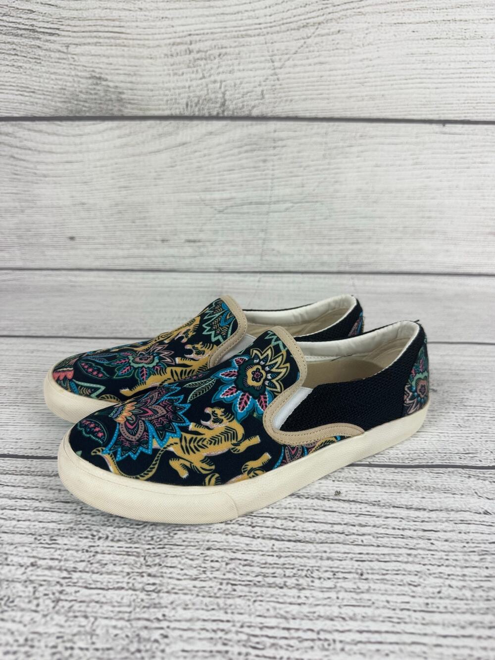 Inkkas Women's Black jungle Tiger Floral Yuuki Slip On Shoes Size 7